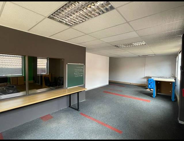 BUSINESS PROPERTY TO RENT IN LYTTELTON